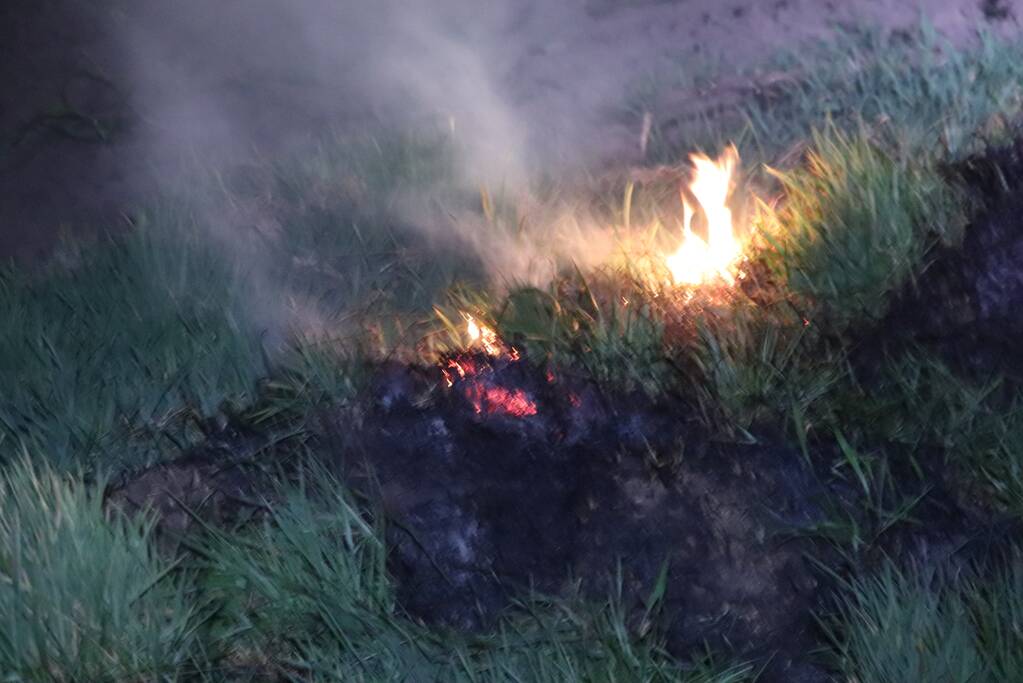 Stuk weiland vat vlam