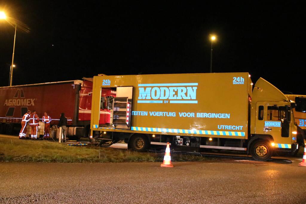 Tankstation en parkeerplaats afgesloten om lekgereden dieseltank