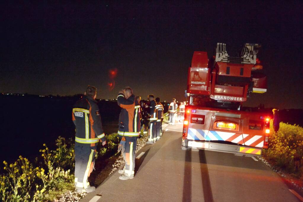 Voertuig te water, bestuurder spoorloos