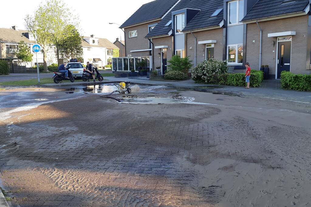 Waterballet na gesprongen leiding