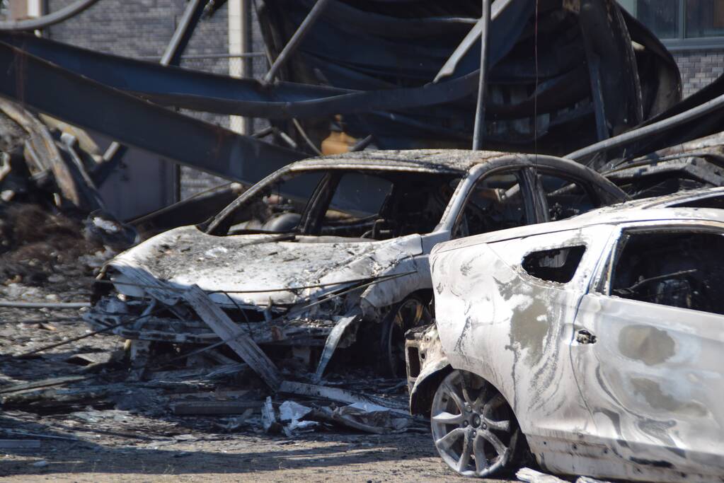 Uitgebreid onderzoek na brand bij Honda garage