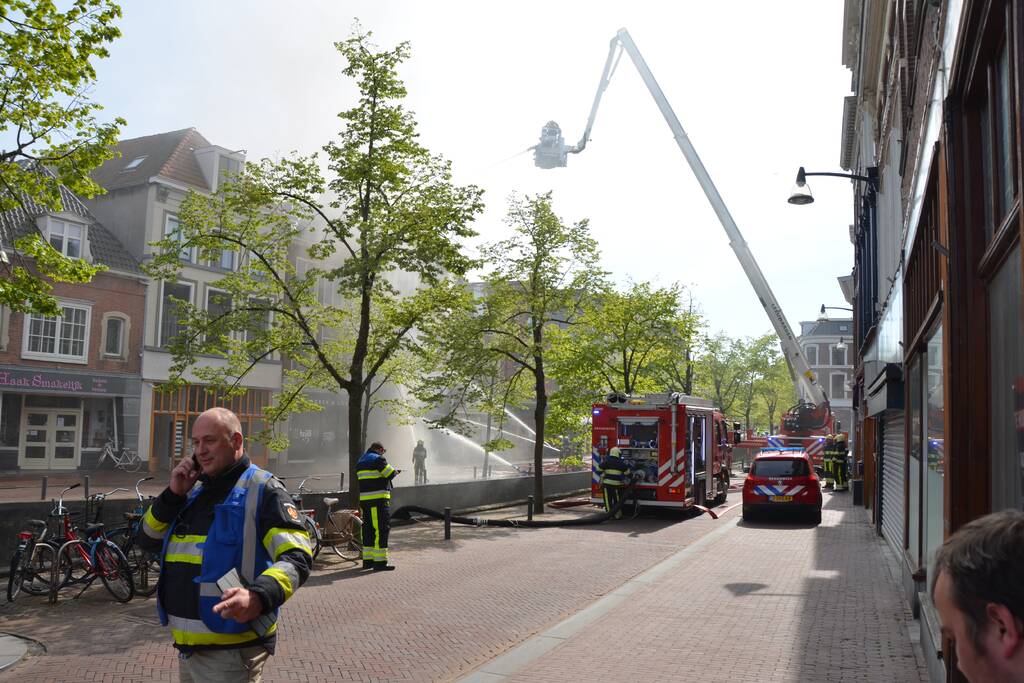 Grote brand bij Discus Muziek