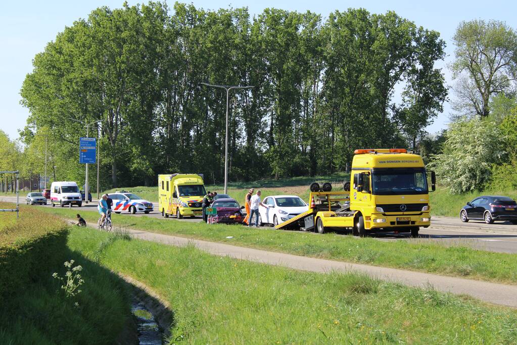Flinke schade na kop-staart aanrijding