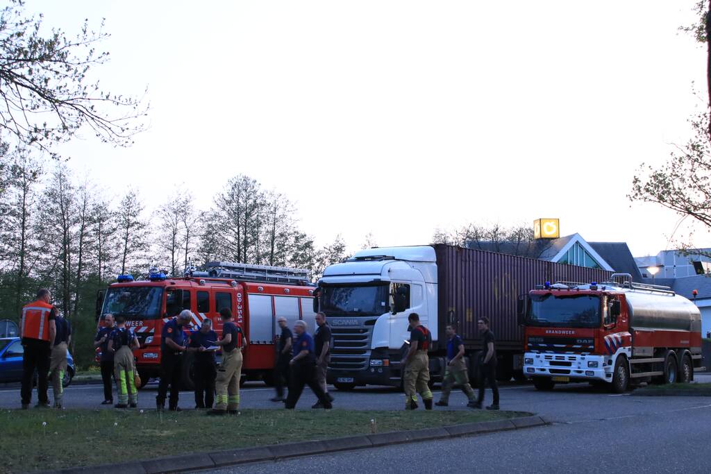 Meerdere brandweereenheden ingezet voor grote natuurbrand in Limburg