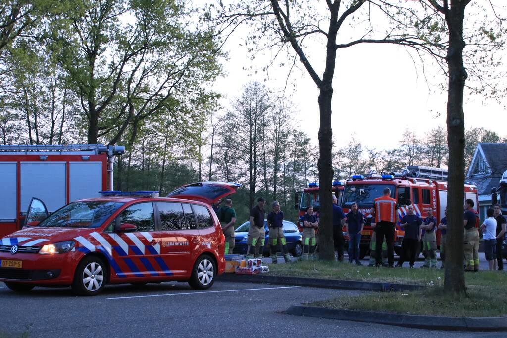 Meerdere brandweereenheden ingezet voor grote natuurbrand in Limburg