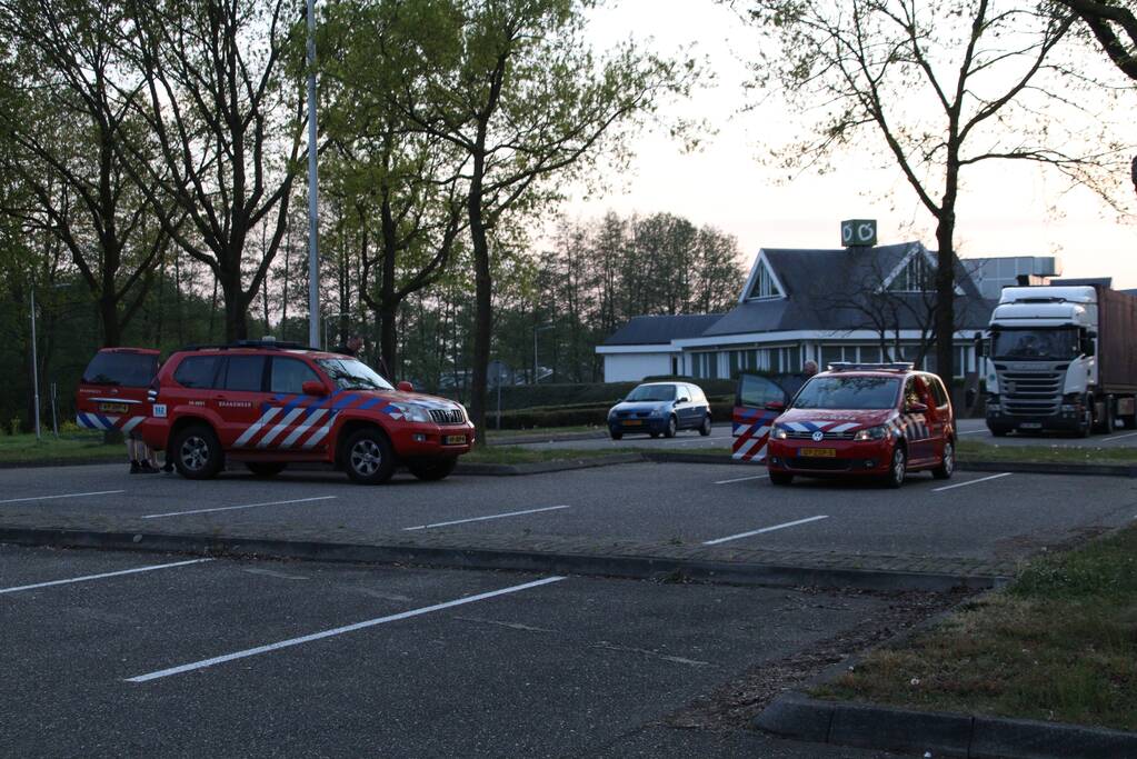 Meerdere brandweereenheden ingezet voor grote natuurbrand in Limburg
