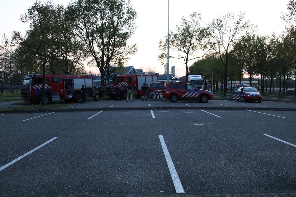 Meerdere brandweereenheden ingezet voor grote natuurbrand in Limburg