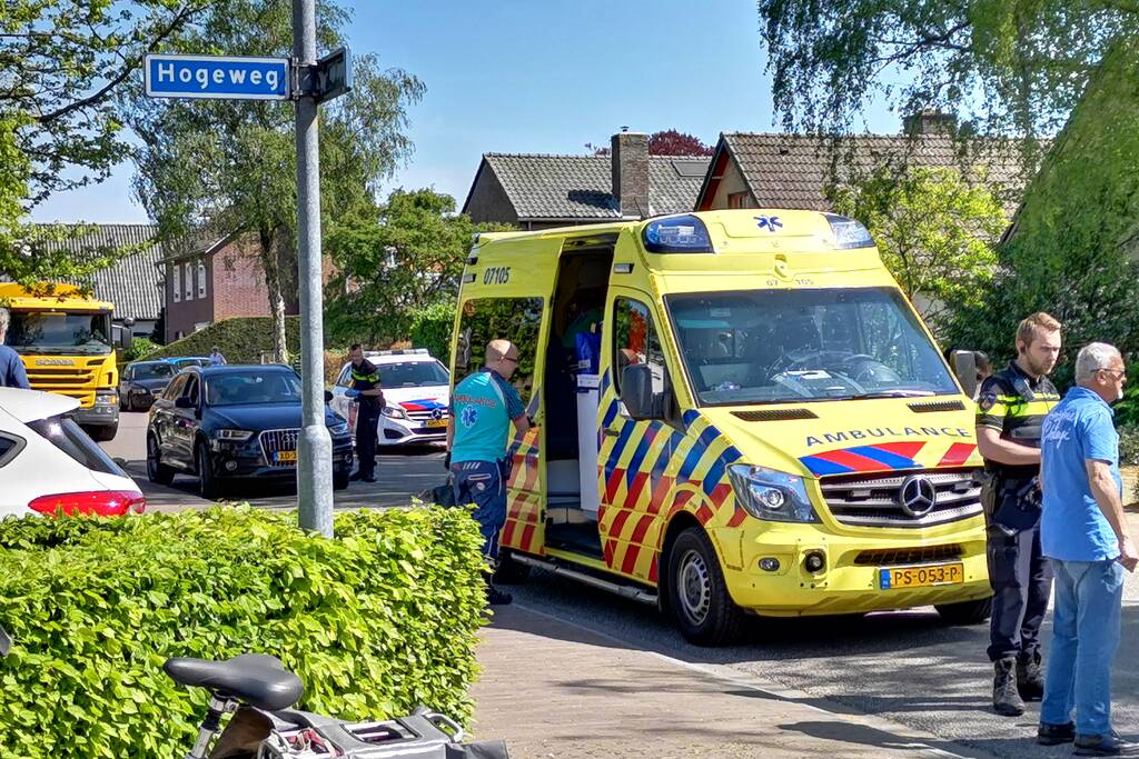 Fietsster gaat onderuit en raakt gewond