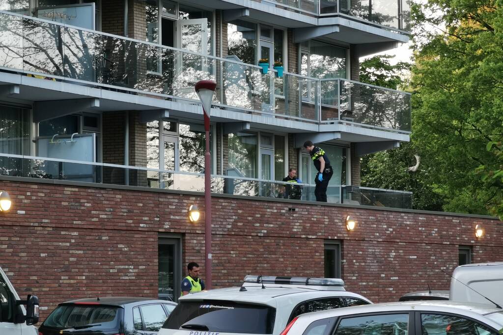 Persoon overleden na val van flatgebouw