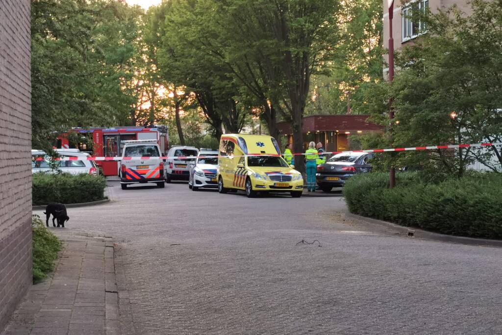 Persoon overleden na val van flatgebouw