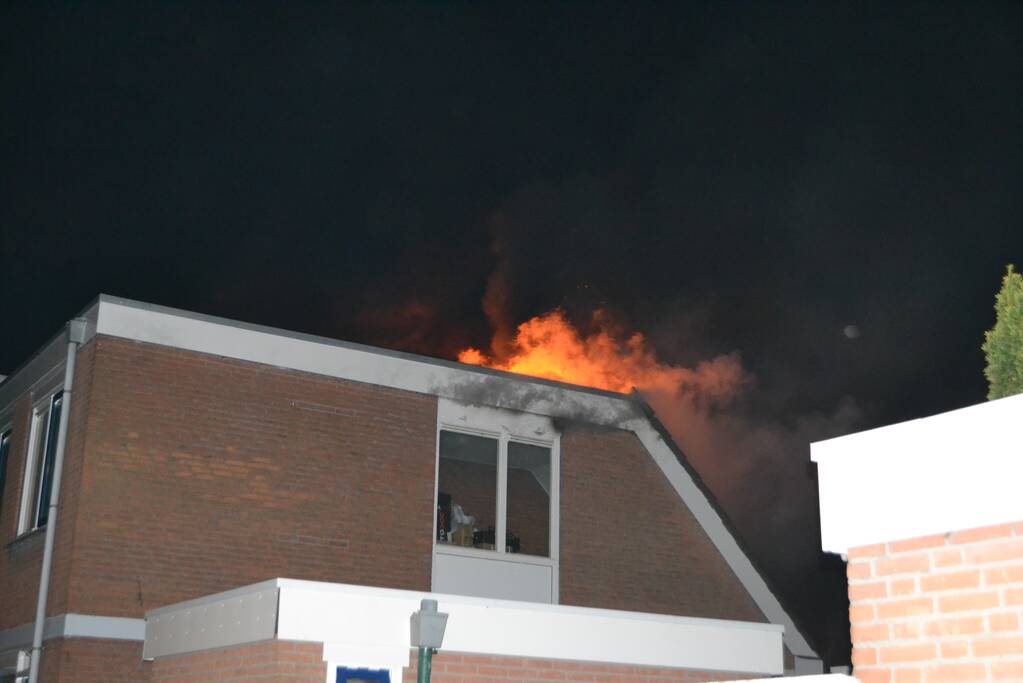 Uitslaande woningbrand