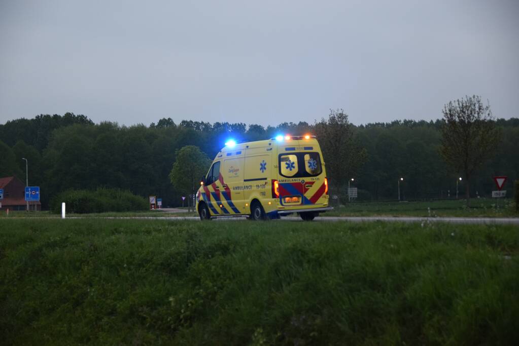 Bestuurder gewond bij eenzijdig ongeval