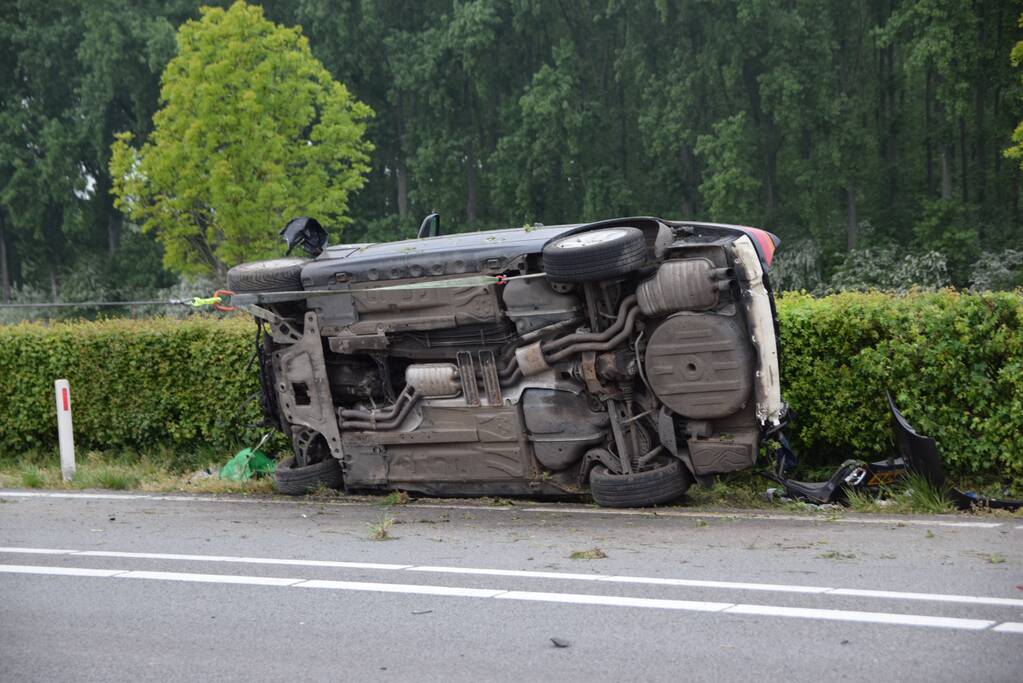 Bestuurder gewond bij eenzijdig ongeval