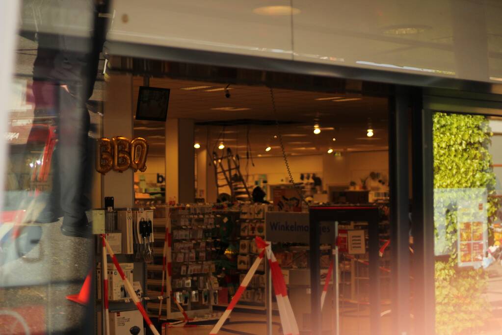 Hema winkelcentrum Emiclaer ontruimd na brand