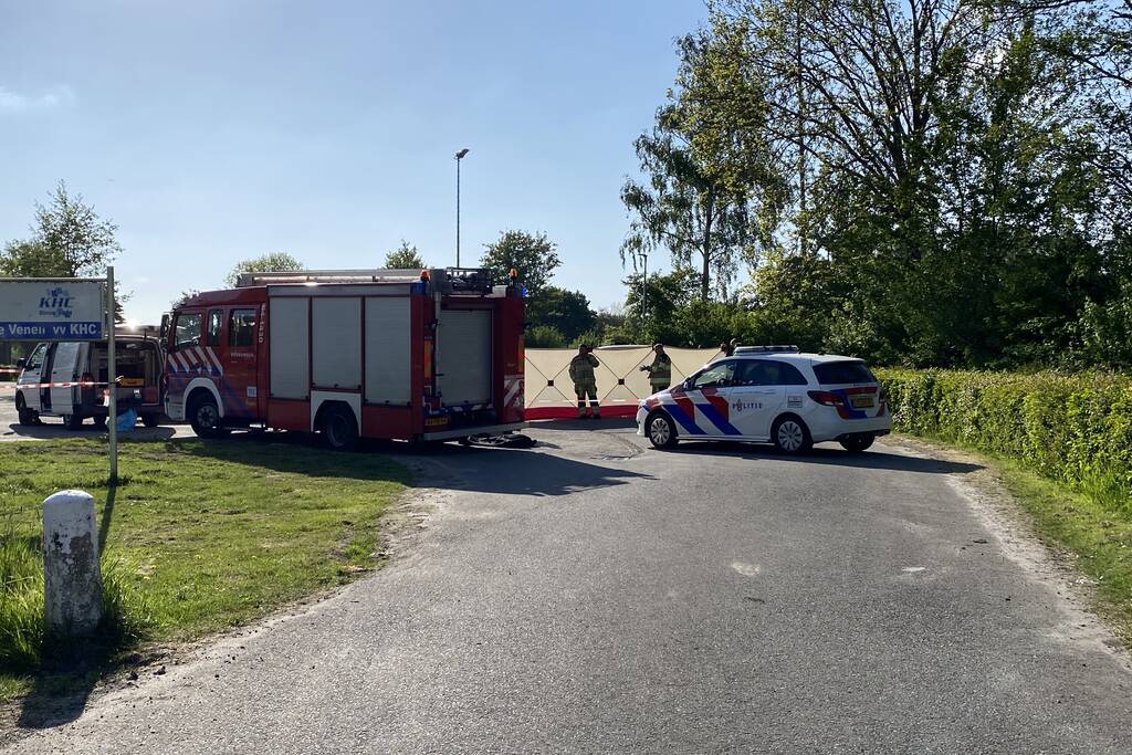 Sportpark De Venen afgezet na incident met bestelbus