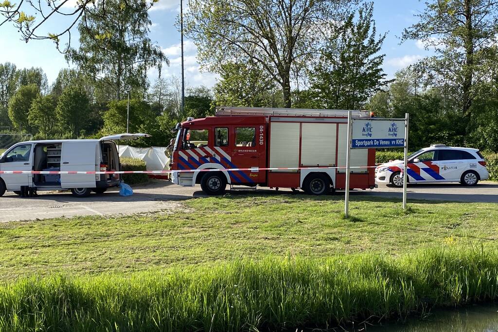 Sportpark De Venen afgezet na incident met bestelbus