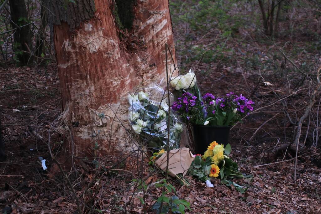 Bloemen op plaats fataal ongeval YMCA-manager