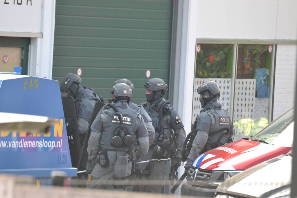 Drugslab aangetroffen in loods