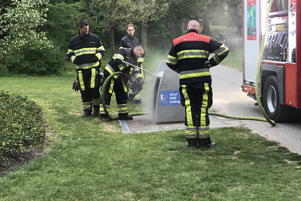 Brand in ondergrondse container