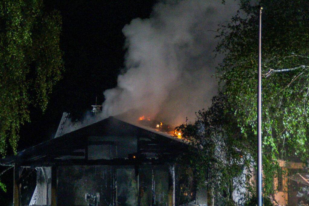Uitslaande brand in woning