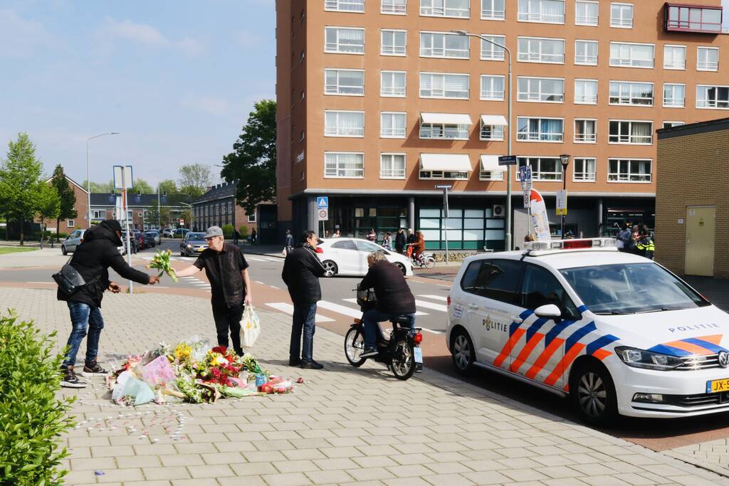 Bloemenzee voor doodgeschoten 42-jarige Johnny Hendriques