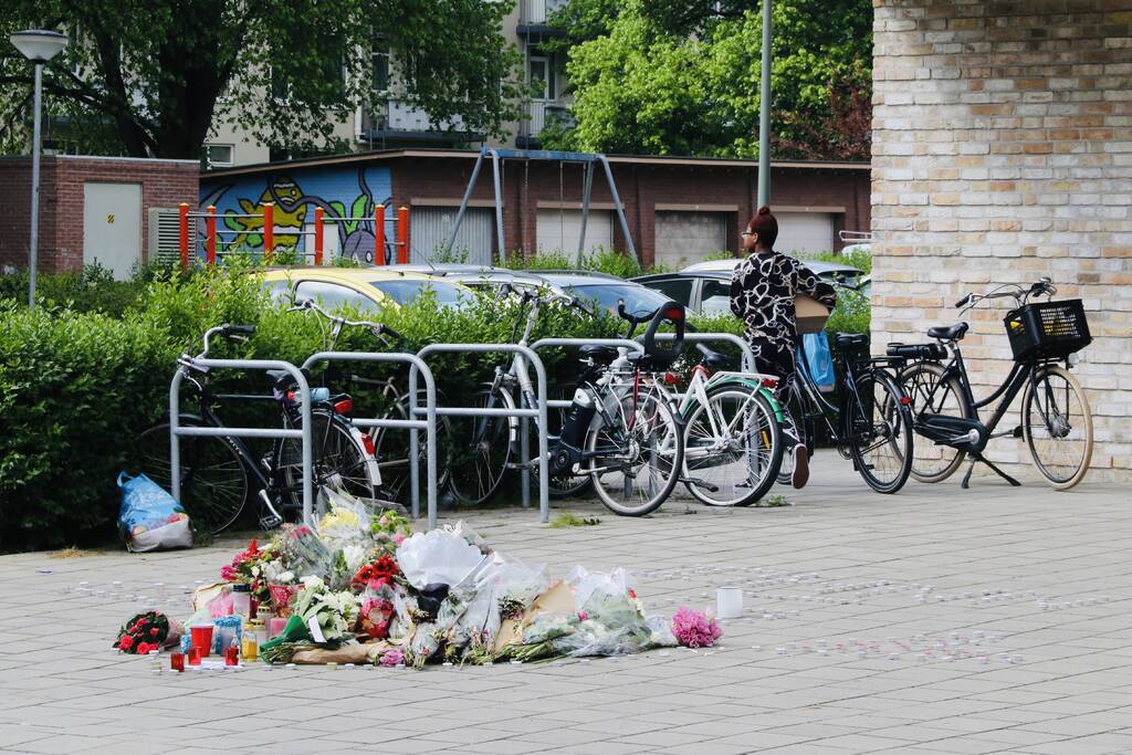 Bloemenzee voor doodgeschoten 42-jarige Johnny Hendriques