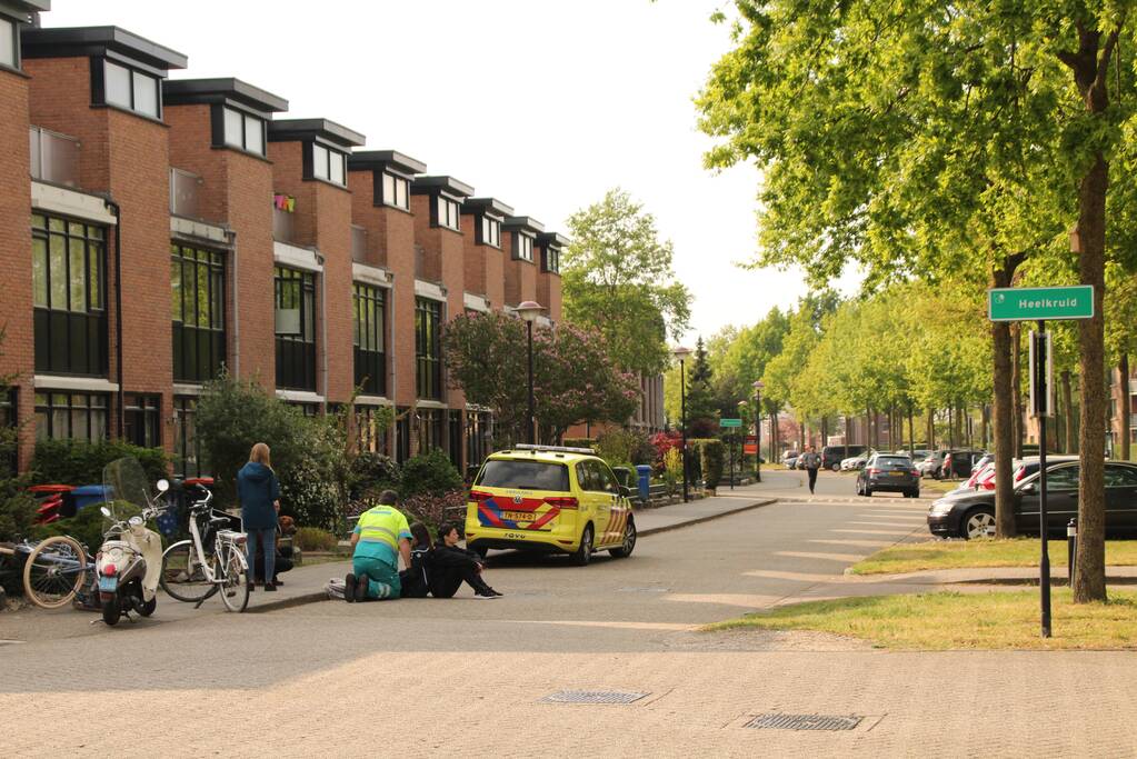 Fietsster slaat over de kop na remactie