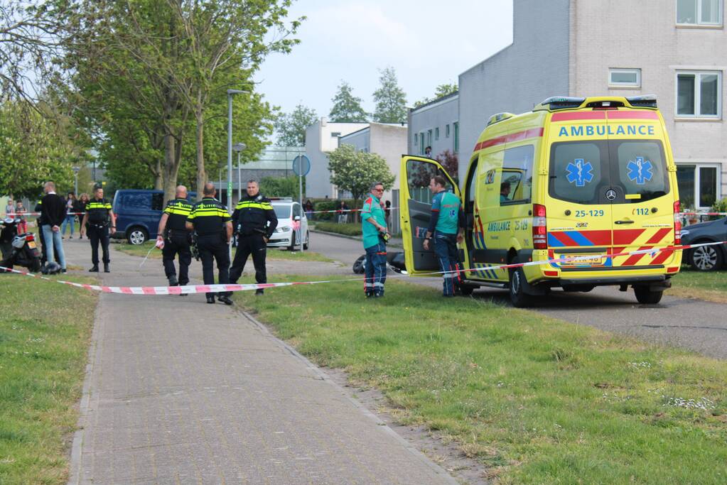 Scooterrijder zwaargewond na frontale botsing