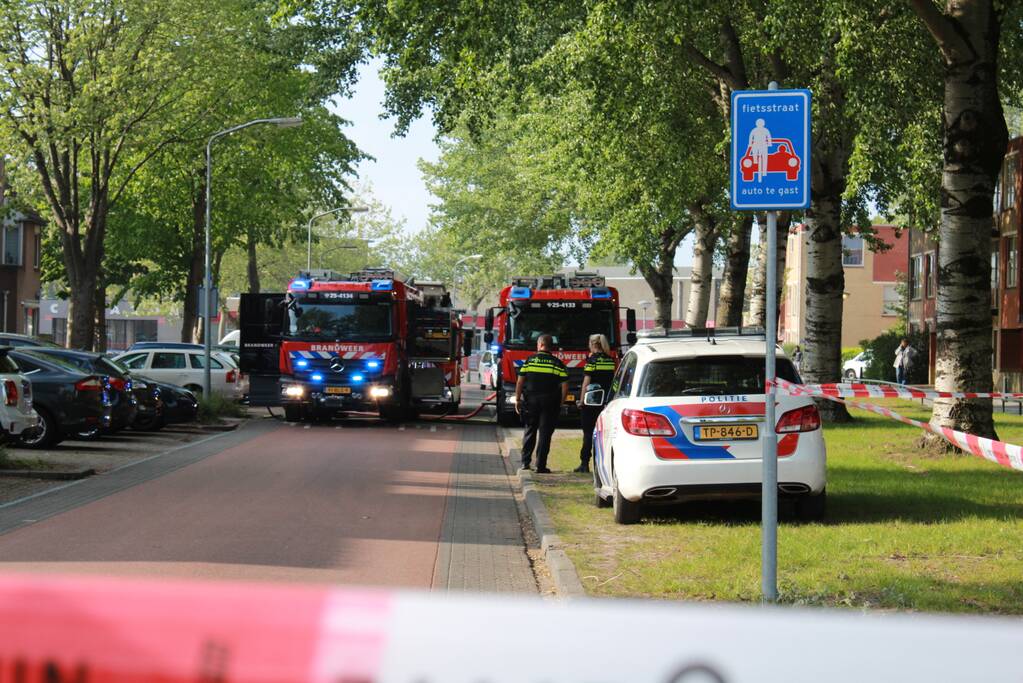 Uitslaande brand verwoest woning