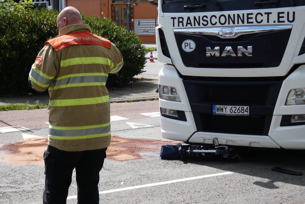 Fietser ernstig gewond bij ongeval met vrachtwagen