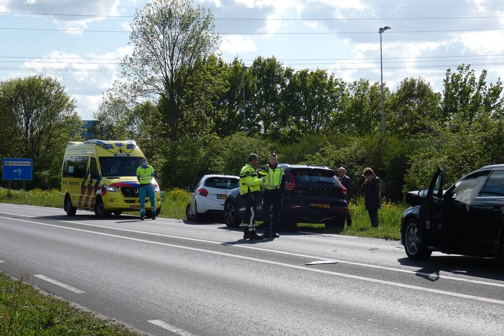 Veel schade na aanrijding
