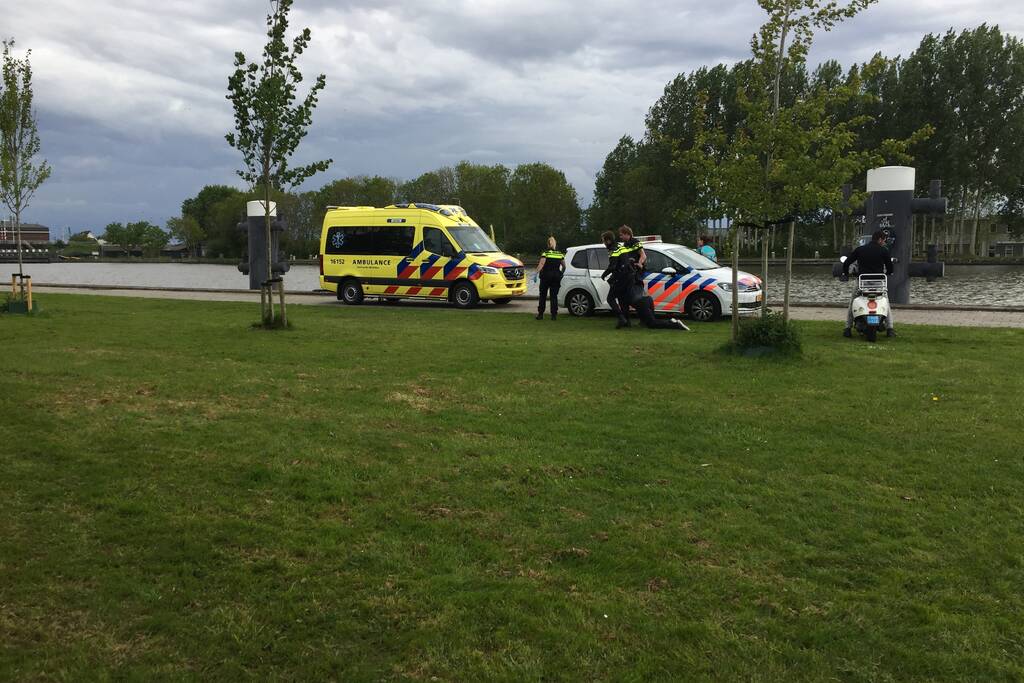 Dronken man verzet zich tegen politie