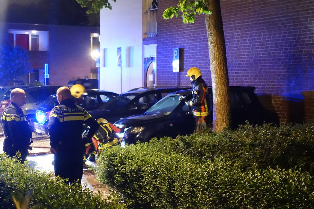 Opnieuw auto in de brand