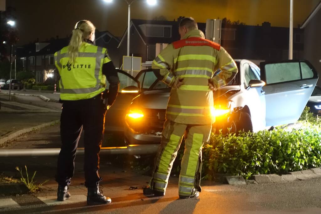 Bestuurder slaat op de vlucht na eenzijdig ongeval