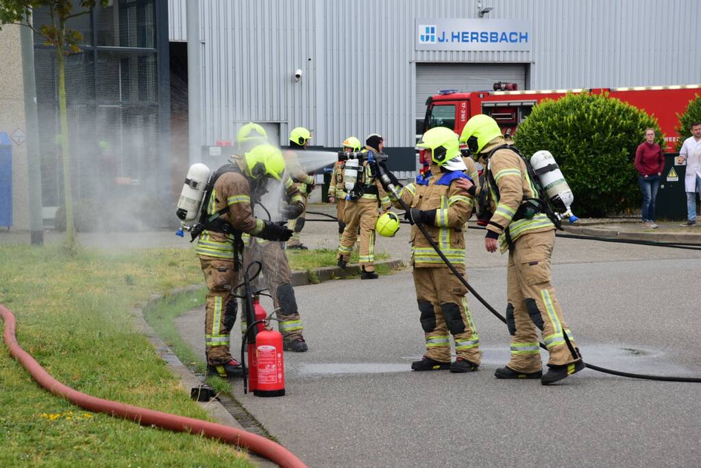 Felle brand in laboratorium