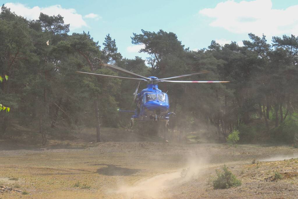 Zoekactie in Wekeromse Zand naar man in legerkleding met wapen