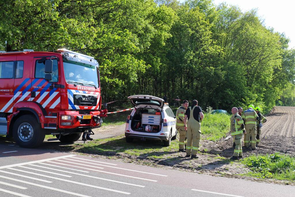 Meerdere vaten met vermoedelijk drugsafval aangetroffen in bos