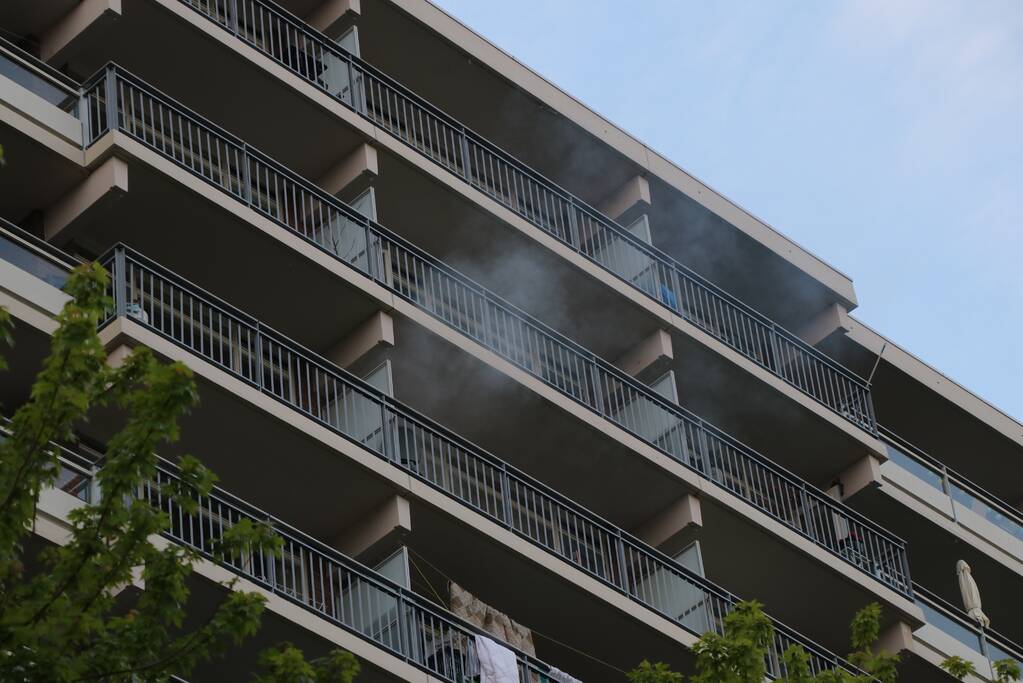 Brand op balkon van flatwoning