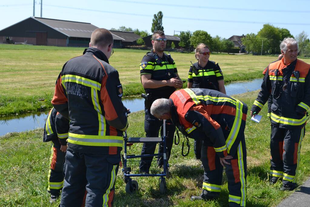 Grote zoekactie na gevonden rollator langs sloot