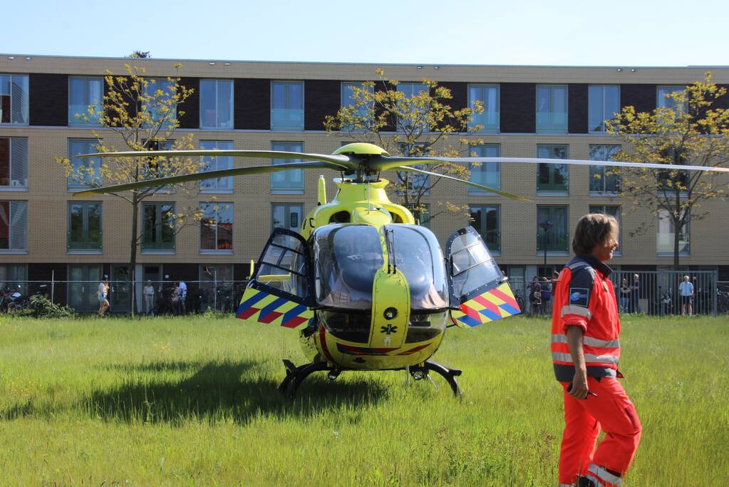 Ernstige aanrijding tussen motor en scootmobiel