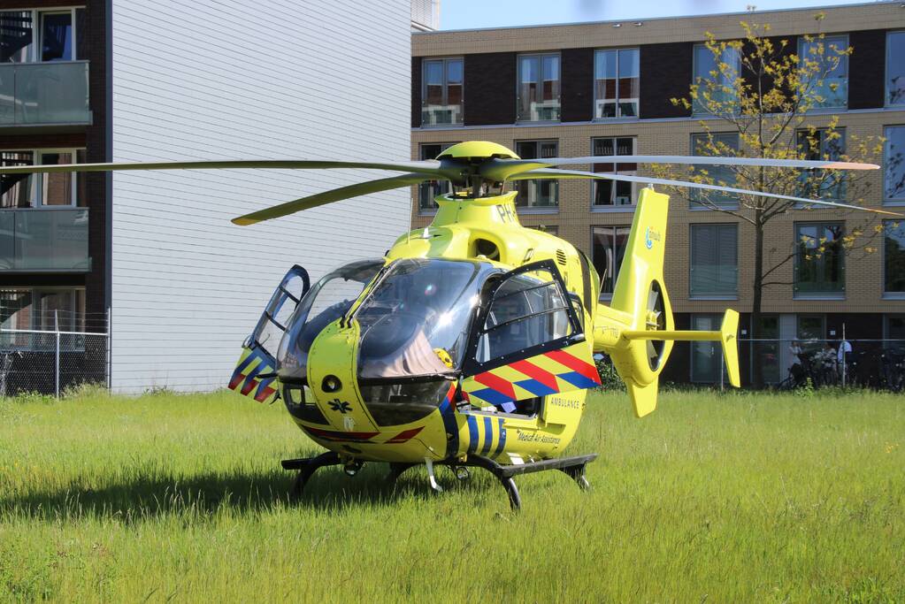 Ernstige aanrijding tussen motor en scootmobiel