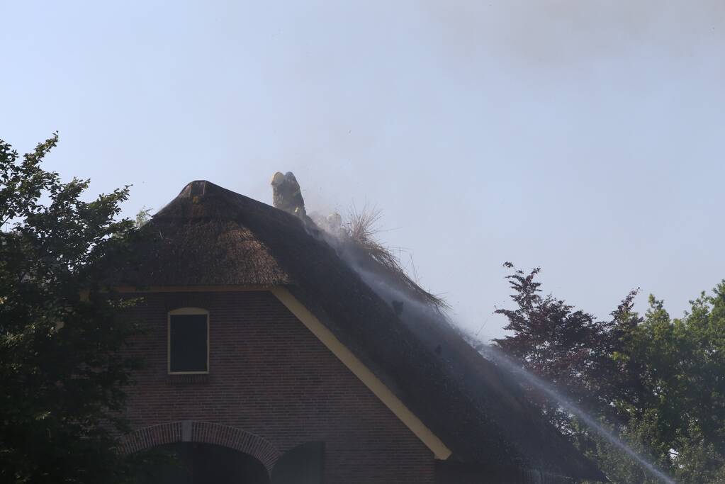 Uitslaande brand in leegstaande stal