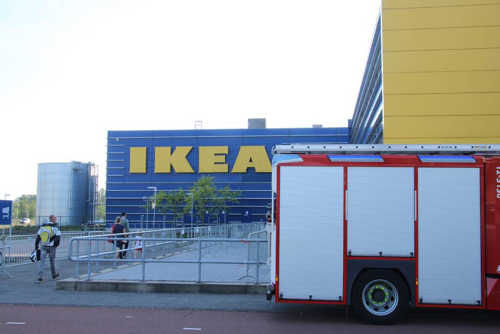 Werknemers Ikea gewond door chemische vloeistoffen