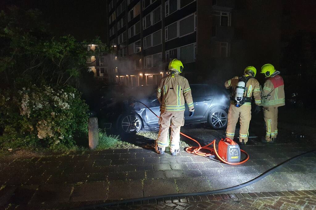 Auto verwoest door brand