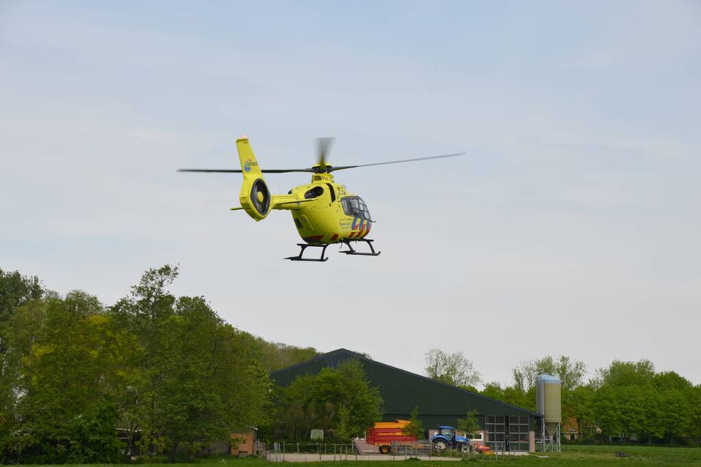 Racefietsers gewond bij aanrijding