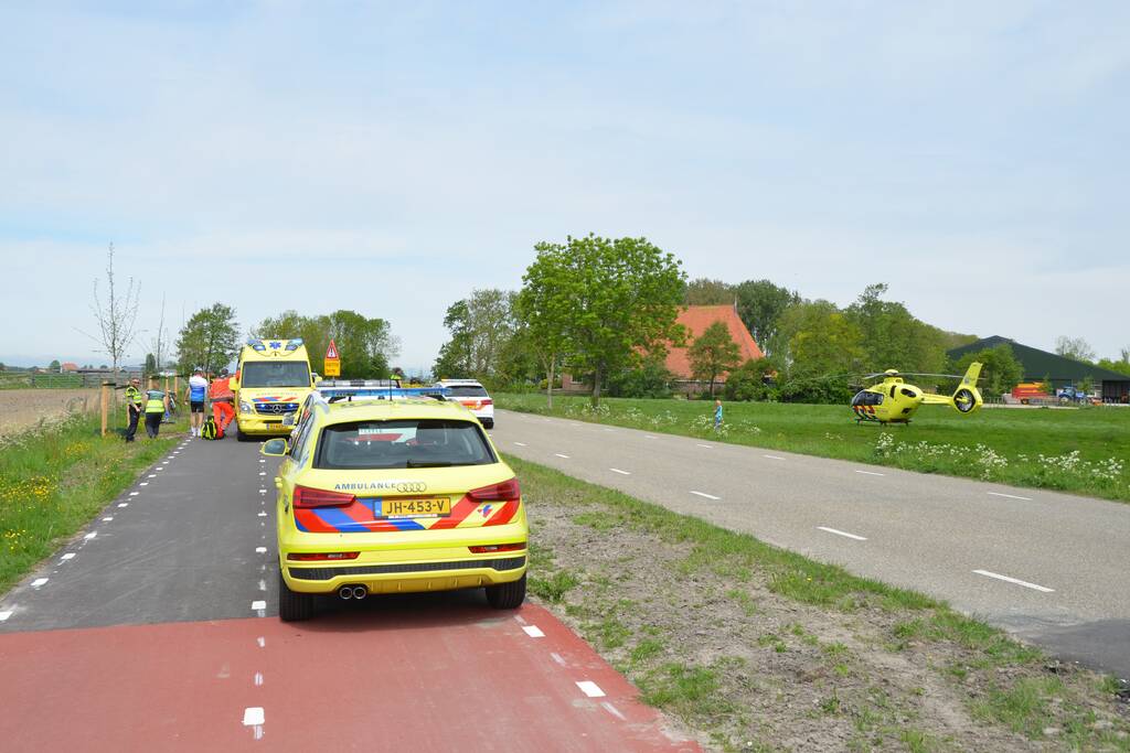 Racefietsers gewond bij aanrijding