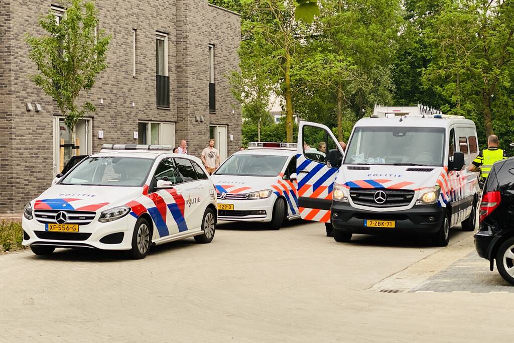 Twee personen aangehouden na vondst wietplantage in woning