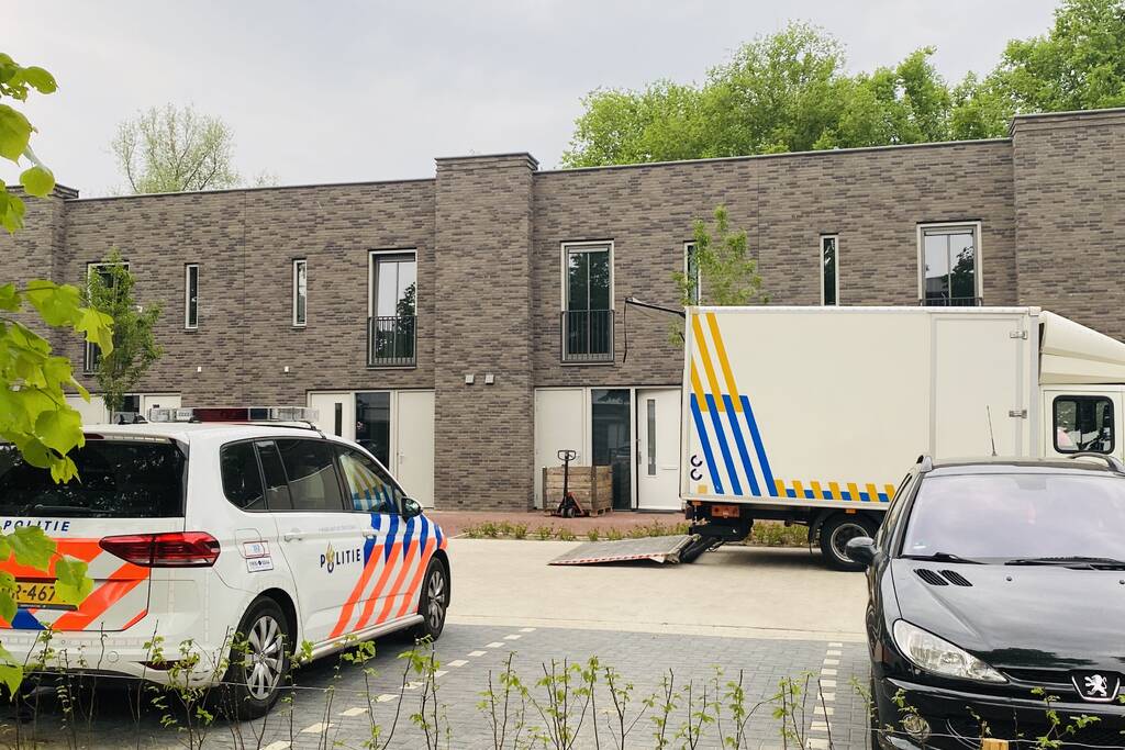 Twee personen aangehouden na vondst wietplantage in woning