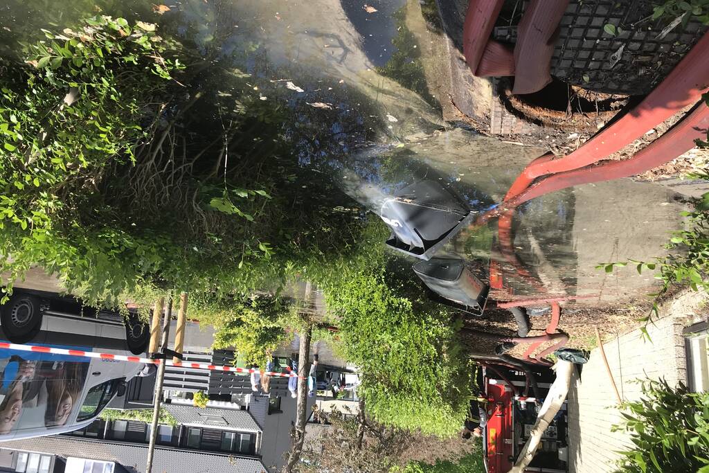 Straten blank na gesprongen waterleiding