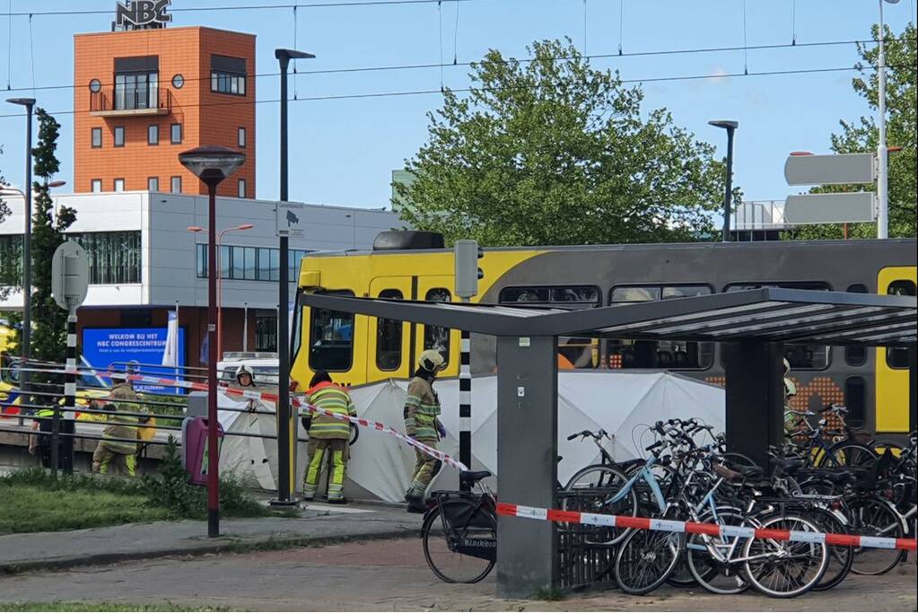 Brommerrijder overleden bij ongeval met tram halte Zuilenstein
